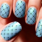 glamorous fishnet nails